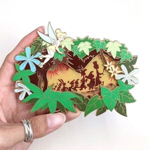 Disney trading pin jumbo Peter Pan lost boys follow the leader Tinkerbell